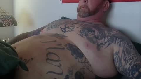 Snapshot of freebird739 chatting on December 2024 01:32:02 PM Freebird739 online show from December 2024 01:32:02 PM