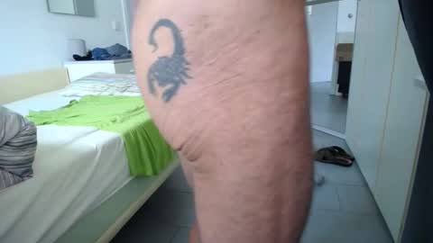 Walter Fischer online show from September 2025 05:41:01 AM