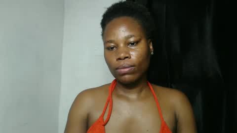 frekkymorelle online show from February 2025 01:01:01 PM