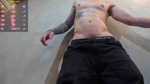 Xavier online show from October 2025 07:33:01 PM