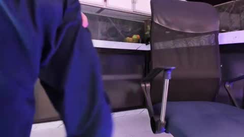 Xavier online show from December 2025 08:28:02 PM