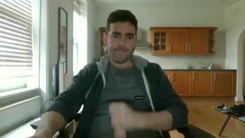 Horny Paul online show from December 2024 02:00:01 PM