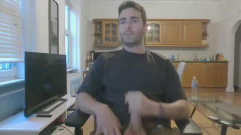 Horny Paul online show from October 2025 04:30:02 PM