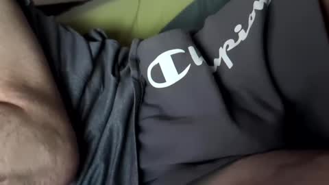 frenchymontreal online show from November 2025 08:44:01 PM