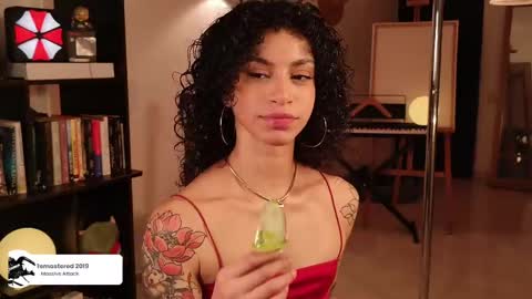 Snapshot of fresatanica chatting on May 2026 01:58:02 AM Vale online show from May 2026 01:58:02 AM