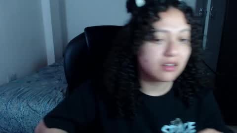 Louise  online show from December 2024 04:05:02 AM