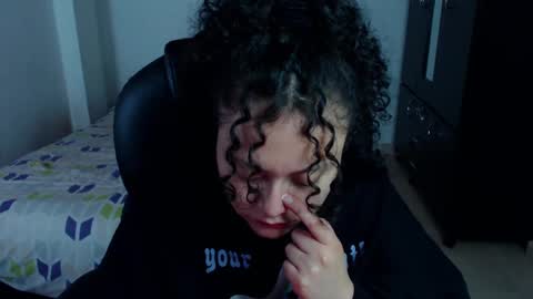 Louise  online show from February 2025 05:11:02 AM