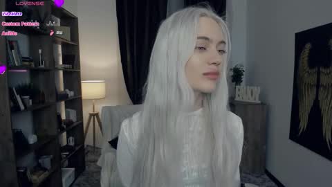 Freya online show from February 2026 07:32:02 PM