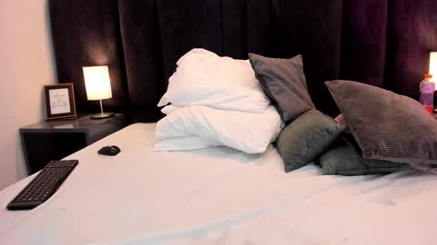 FREYA online show from October 2025 09:19:02 AM