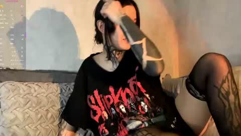 freyablow online show from July 2026 04:12:02 PM