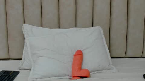 FREYA online show from October 2025 07:59:01 PM