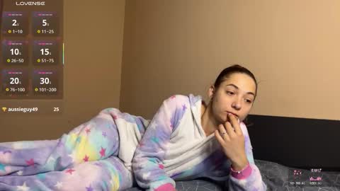 Snapshot of freyaoliver chatting on October 2025 11:20:02 PM FreyaOliver online show from October 2025 11:20:02 PM