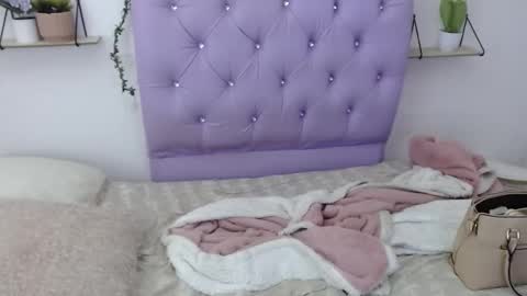 Freyja online show from October 2025 05:24:01 PM