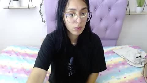 Freyja online show from November 2025 10:11:02 PM