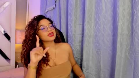 Frezzita online show from January 2026 07:41:01 PM