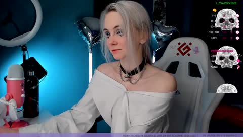 Frida A boost to fortune for the one who gives a thumbs up and a bonus lucky for those who support me by joining the fanclub online show from January 2025 10:56:01 AM