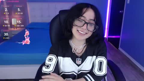 frida_lassi_ online show from December 2024 03:22:01 PM