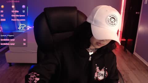 frida_lassi_ online show from January 2025 03:22:02 PM