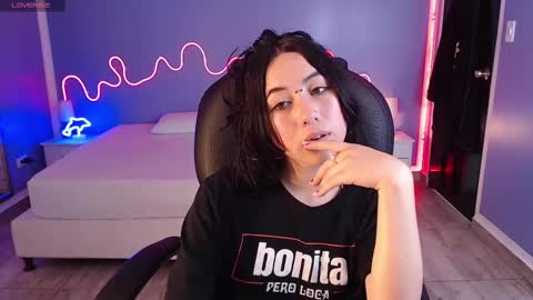 frida_lassi_ online show from February 2025 10:21:02 PM