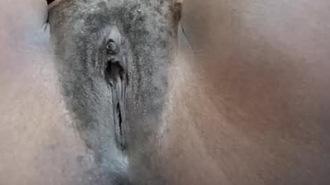 fridahlov online show from October 2025 07:12:01 AM