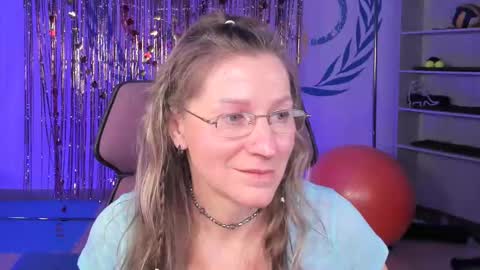 Frida Tander online show from February 2025 12:16:01 PM