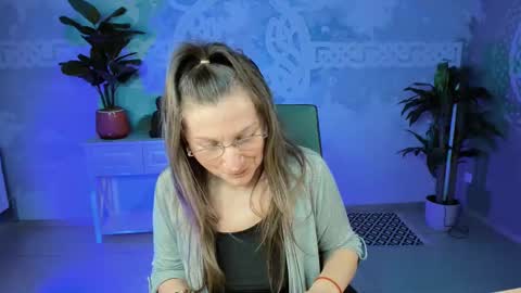 Frida Tander online show from March 2025 04:53:01 PM