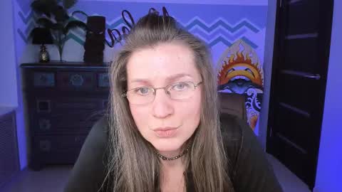 Frida Tander online show from March 2025 04:06:02 PM