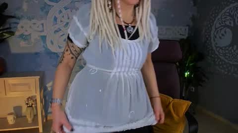 Frida Tander online show from February 2026 05:11:01 AM