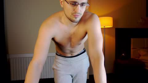 Viktor online show from February 2025 04:35:02 AM