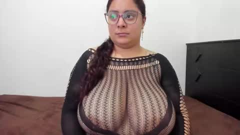 Lucy online show from December 2025 07:08:02 PM