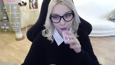 Lilith online show from February 2025 07:23:01 AM