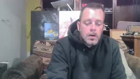 frostydhoman1221 online show from January 2025 01:31:02 PM