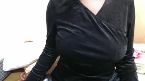 fruity28 online show from October 2025 03:45:02 PM