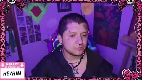 Snapshot of ftmbiggestclit chatting on April 2026 04:49:02 AM Kevin online show from April 2026 04:49:02 AM