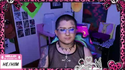 Snapshot of ftmbiggestclit chatting on May 2026 05:49:01 AM Kevin online show from May 2026 05:49:01 AM