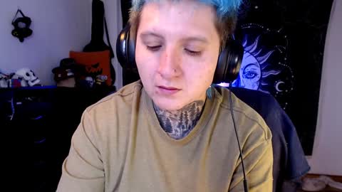 Snapshot of ftmblueyes chatting on February 2025 08:28:01 PM HEHIM online show from February 2025 08:28:01 PM