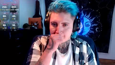 Snapshot of ftmblueyes chatting on February 2025 04:43:01 AM HEHIM online show from February 2025 04:43:01 AM