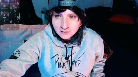 Snapshot of ftmblueyes chatting on September 2025 06:03:01 AM HEHIM online show from September 2025 06:03:01 AM