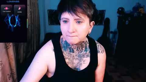 Snapshot of ftmblueyes chatting on October 2025 11:41:02 PM HEHIM online show from October 2025 11:41:02 PM