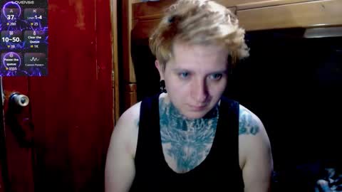 Snapshot of ftmblueyes chatting on December 2025 03:56:01 AM HEHIM online show from December 2025 03:56:01 AM