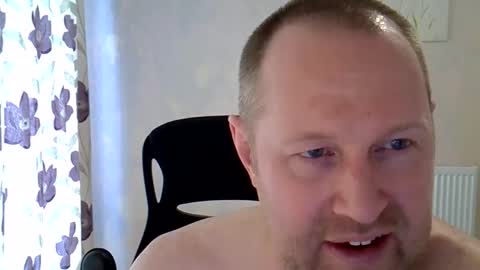 Snapshot of fuck_buddy_uk chatting on May 2026 06:53:01 AM Fuck Buddy UK online show from May 2026 06:53:01 AM