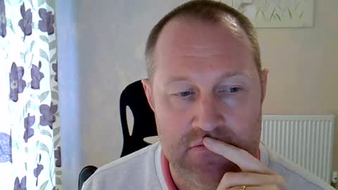 Snapshot of fuck_buddy_uk chatting on June 2026 11:42:02 AM Fuck Buddy UK online show from June 2026 11:42:02 AM