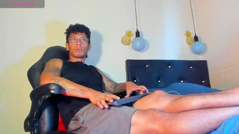 Ricardodominic 1   MODELO INDEPENDIENTE online show from January 2025 10:47:02 PM