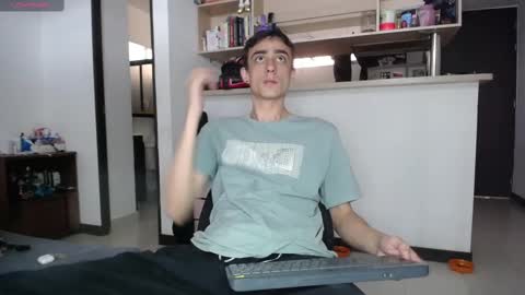 Snapshot of fuckc0uple chatting on February 2025 08:20:02 PM Lauuuu n TheLuckyGuy online show from February 2025 08:20:02 PM