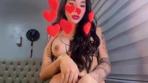 Snapshot of fuckgirl4you chatting on January 2025 03:53:02 AM khalifa online show from January 2025 03:53:02 AM
