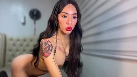 Snapshot of fuckgirl4you chatting on January 2025 11:14:02 PM khalifa online show from January 2025 11:14:02 PM