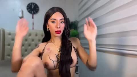 Snapshot of fuckgirl4you chatting on January 2025 04:03:01 AM khalifa online show from January 2025 04:03:01 AM