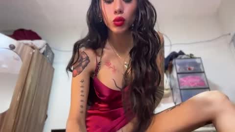 Snapshot of fuckgirl4you chatting on February 2025 06:43:02 AM khalifa online show from February 2025 06:43:02 AM