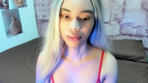 Snapshot of fuckingsexy143 chatting on April 2026 05:03:01 AM fuckingsexy143 online show from April 2026 05:03:01 AM