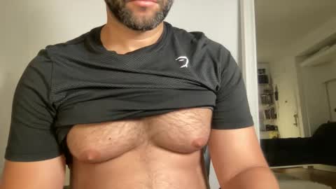 Muscle Bear Jock in Training online show from September 2025 07:44:01 AM